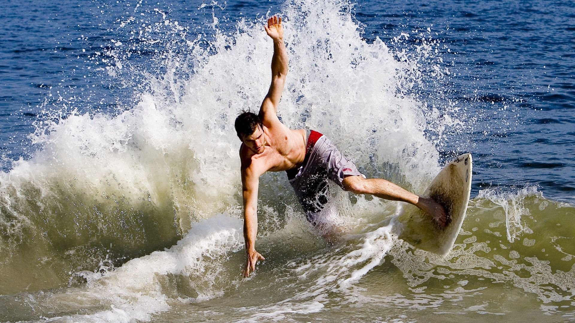 极限运动培训营注重选手心理素质培养，极限运动训练基地